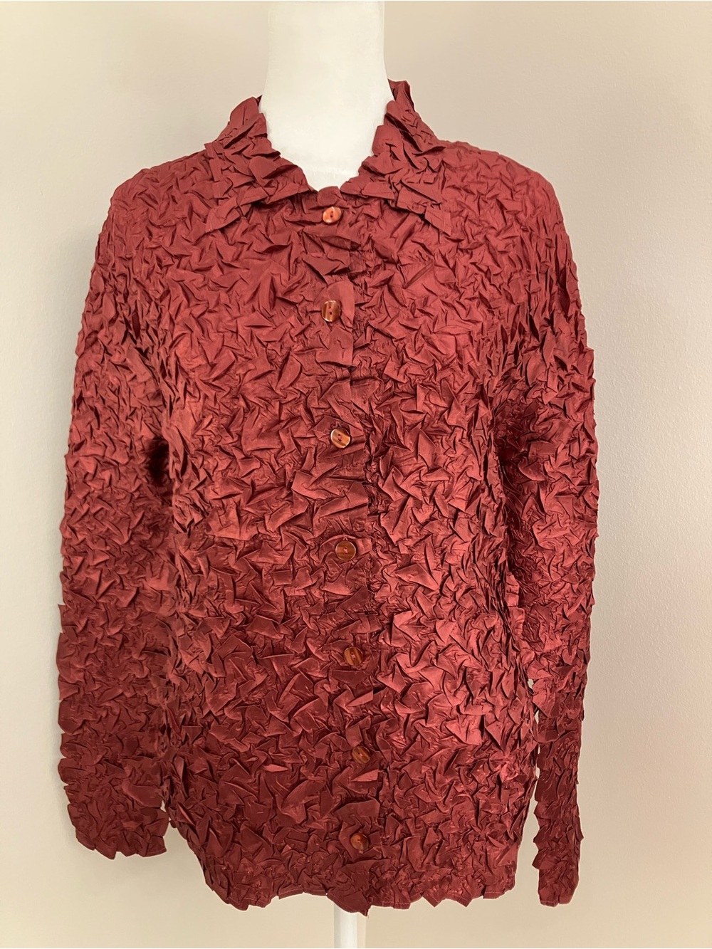Pleats Collection Women's blouse in Wine Red Artistic Crinkled Fabric